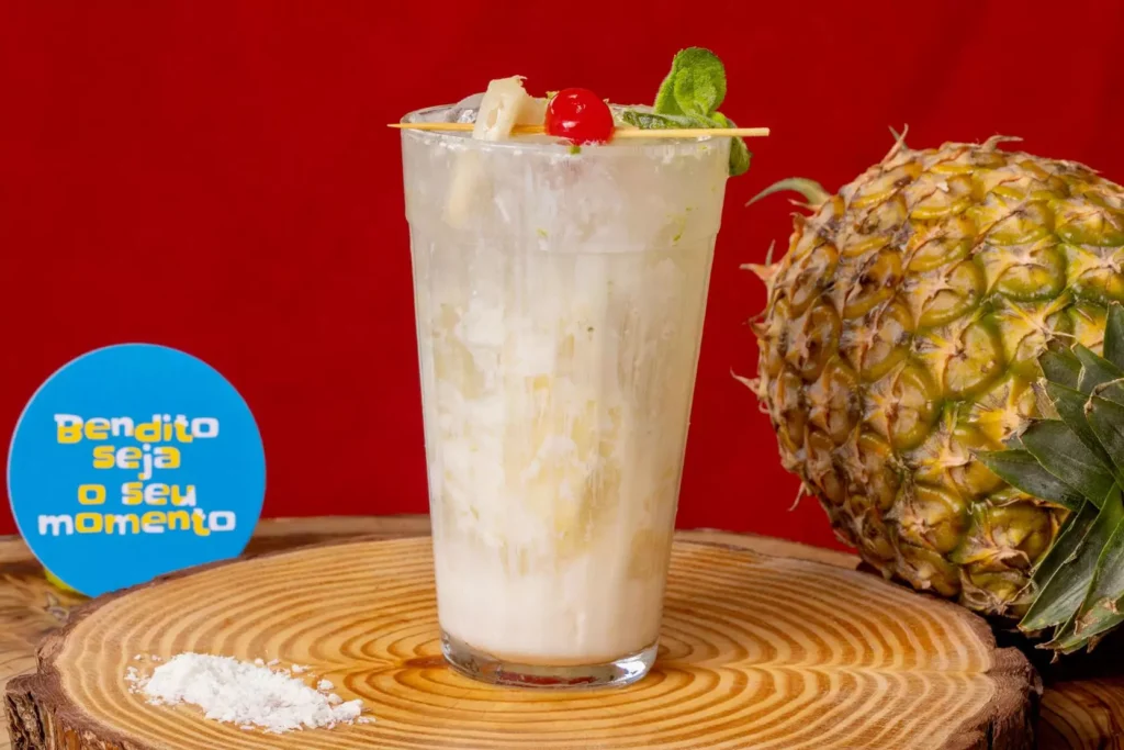 Bendita-Izabel-1o-Abacaxi-e-Coco