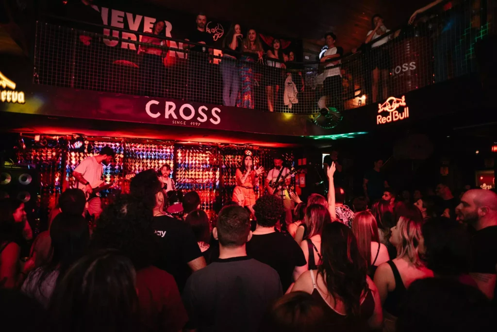 Crossroads promove o legado do rock n'roll desde 1997 - Cred MKT Cross