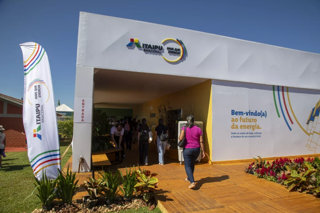 estande-itaipu-show-rurtal-coopavel