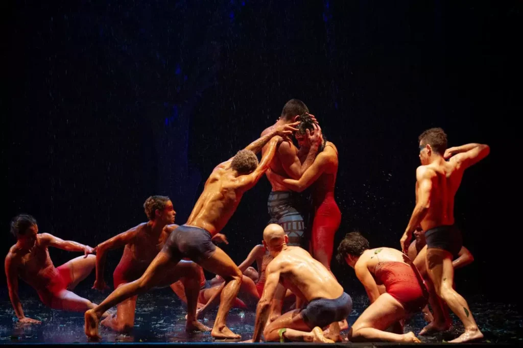 Curitiba Cia de Dança apresenta o espetáculo ''A Lenda das Cataratas'' - Cred Cayo Vieira.jpg