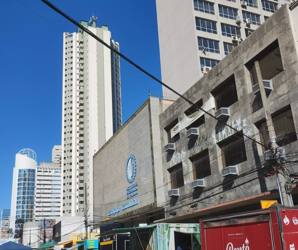 domingo_no-Centro-curitiba