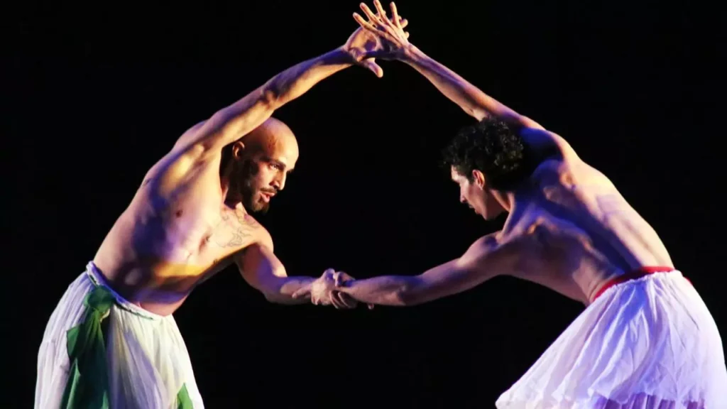 Os-ingressos-para-o-Dancando-Villa-estao-a-venda-pelo-site-do-Festival-de-Curitiba-Cred-Lucilia-Guimaraes