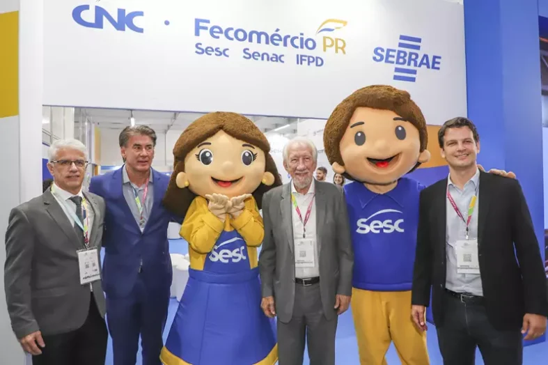 Fecomércio. Sebrae e ABAV-PR : capacitação de agentes de viagens