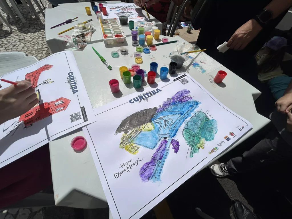 curitiba_em_figurinhas_foto-BRW1-DOMINGO-NO-CENTRO