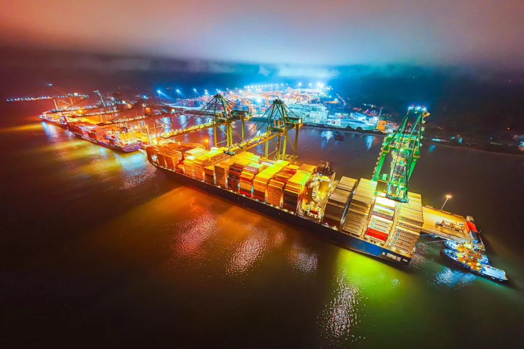 Desde 2017, o Porto Itapoá conta com um departamento exclusivo para atendimento ao cliente, chamado de Customer Care