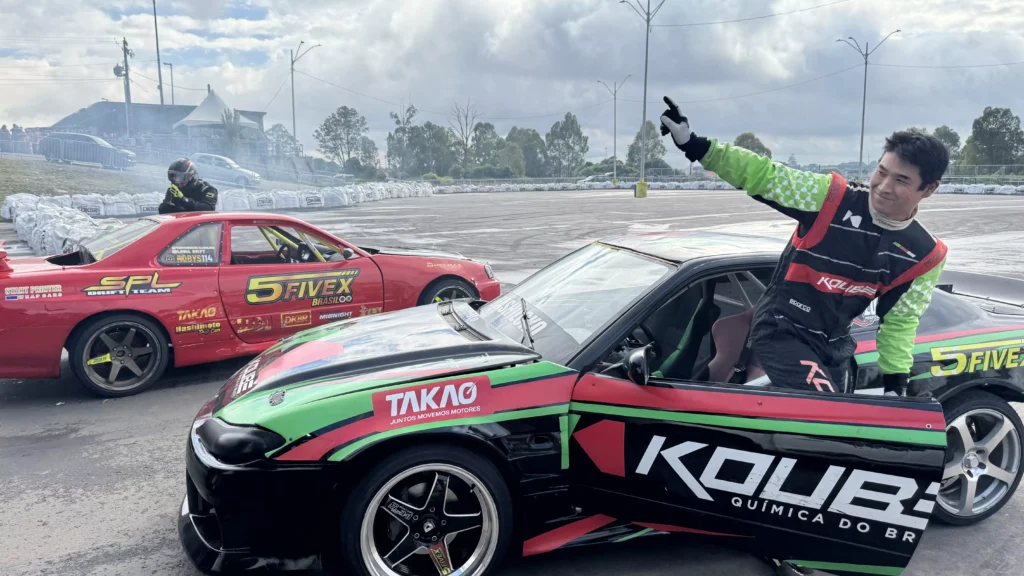 Piloto Marcio Hashimoto