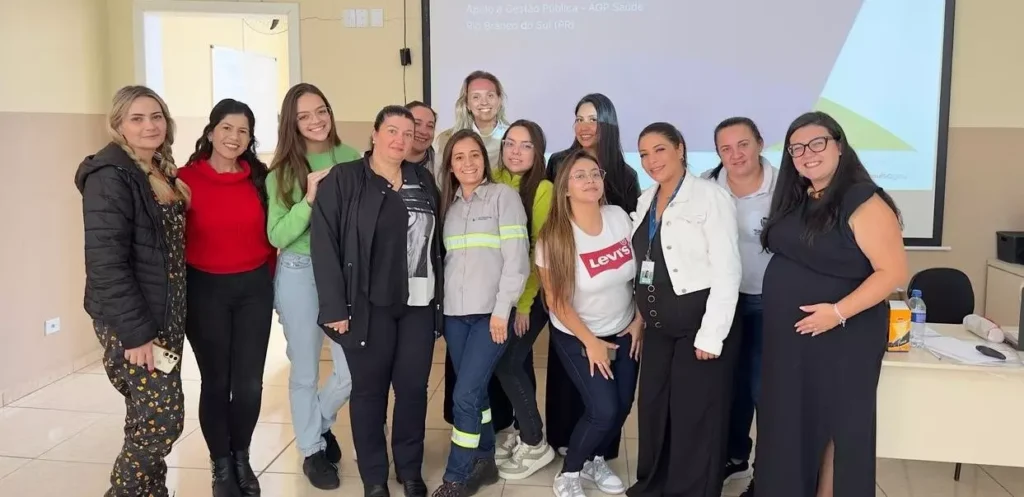 Representantes da Secretária de Saúde de Rio Branco do Sul se reuniram com os responsáveis pelo Programa para definir os próximos passos do planejamento. Divulgação.