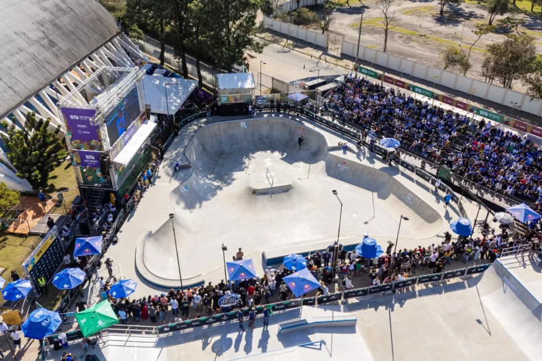 stu_curitiba__skate arena lotada