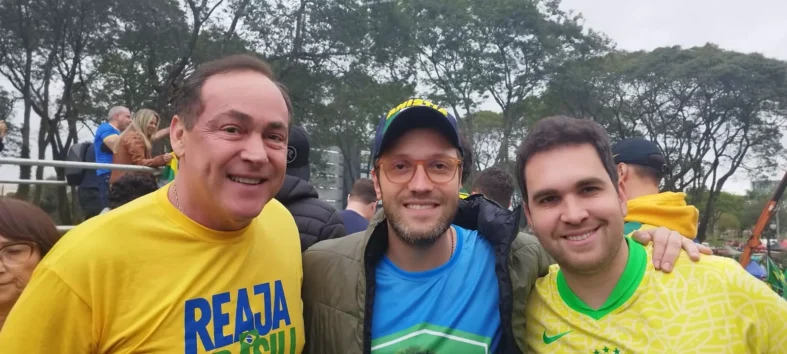 Deputado Federal Reinold Stephanes Jr., deputado federal Filipe Barros e o presidente do PL Jovem, Paulo Melo