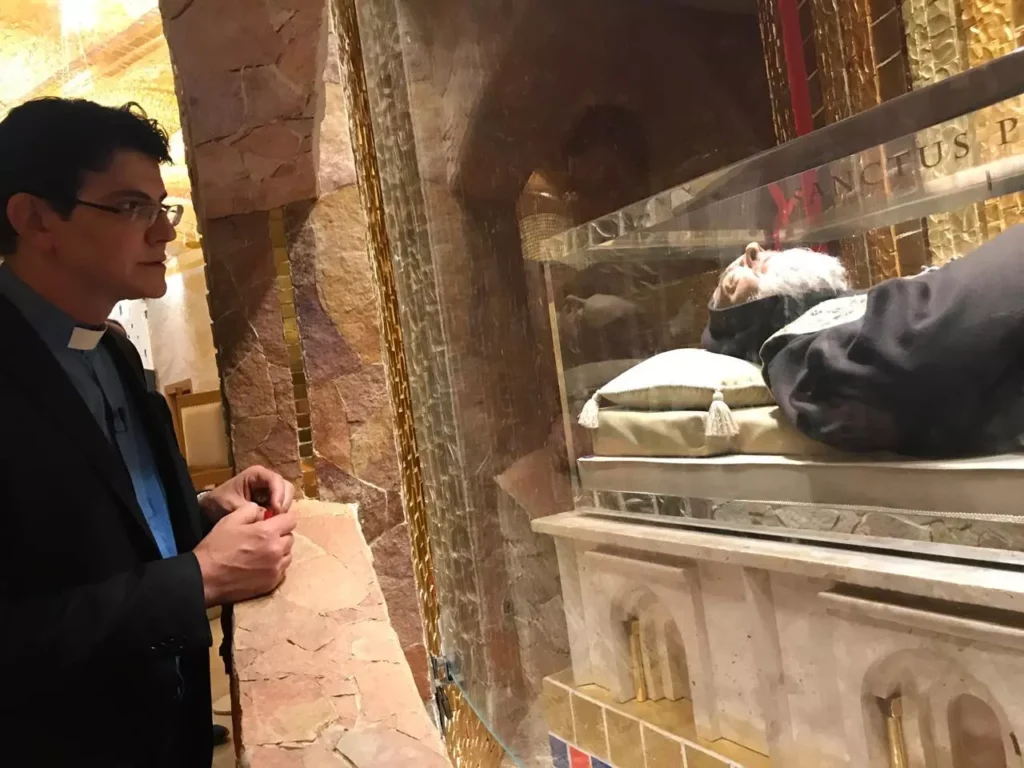 Peça criada pelo escultor italiano Antonio Stregapede promete transformar Santuário Nossa Senhora de Guadalupe