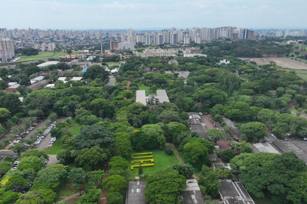 55-anos:-uel-celebra-reconhecimento-nacional-e-integracao-com-a-comunidade