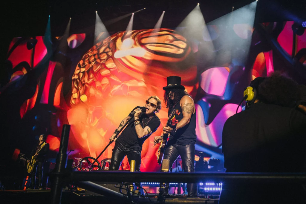 _San-Salvador-04-photo-credit-Guns-N-Roses