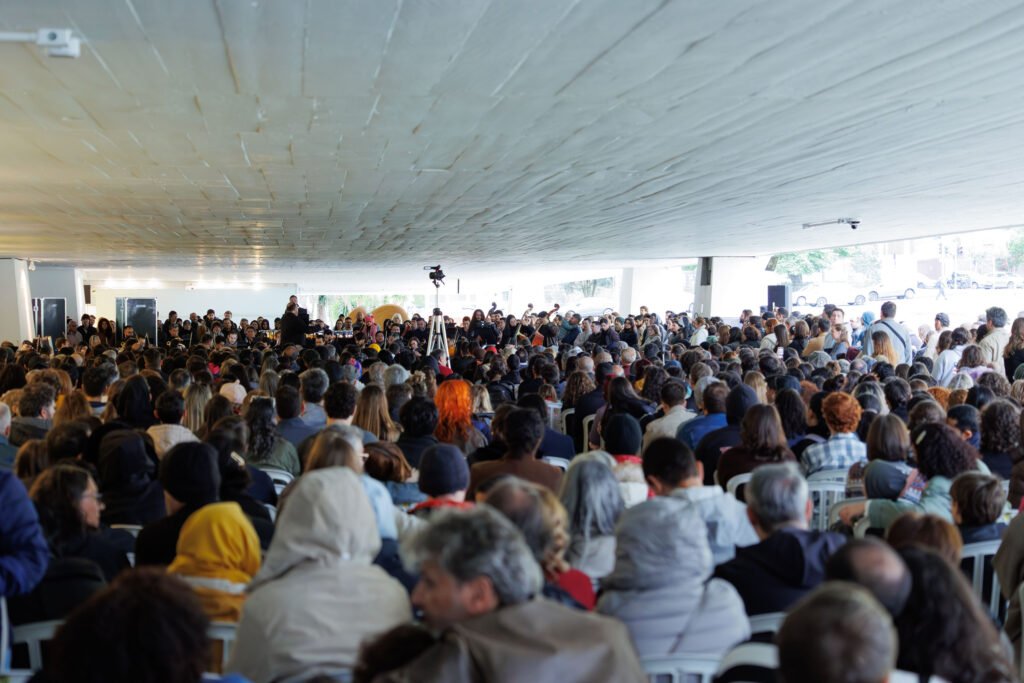 “mostly-mozart”:-orquestra-sinfonica-do-parana-leva-classicos-ao-mon-neste-sabado