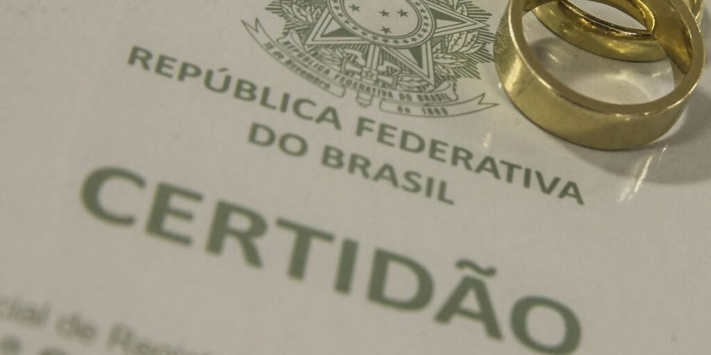 pela-1a-vez,-unioes-consensuais-superam-casamento-civil-e-religioso