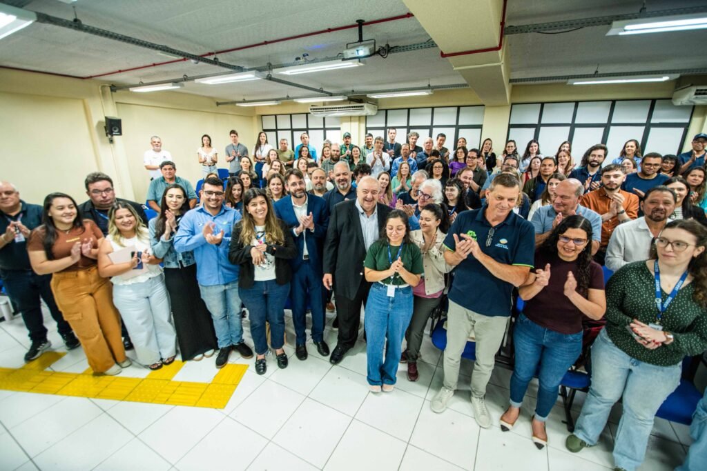 estado-entrega-dez-planos-de-manejo-e-mais-19-caminhonetes-para-acoes-ambientais