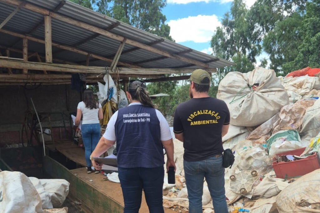 operacao-em-laranjeiras-do-sul-aplica-r$-50-mil-em-multas-por-depositos-irregulares