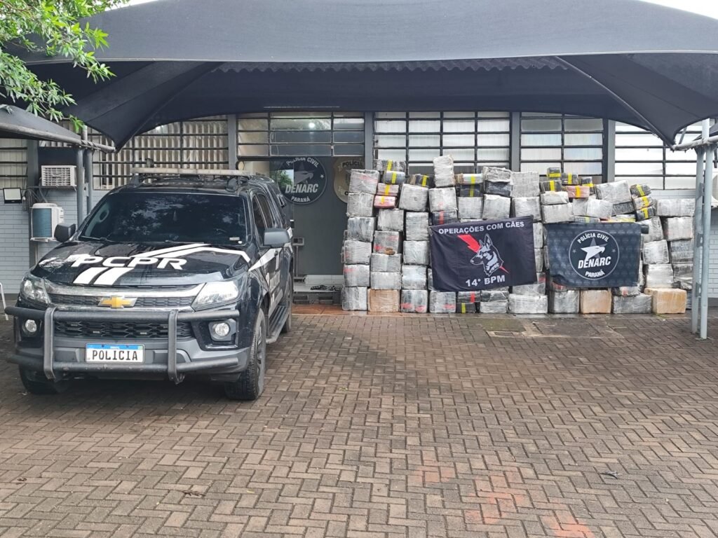pcpr-e-pmpr-apreendem-4-toneladas-de-maconha-em-veiculo-em-sao-miguel-do-iguacu