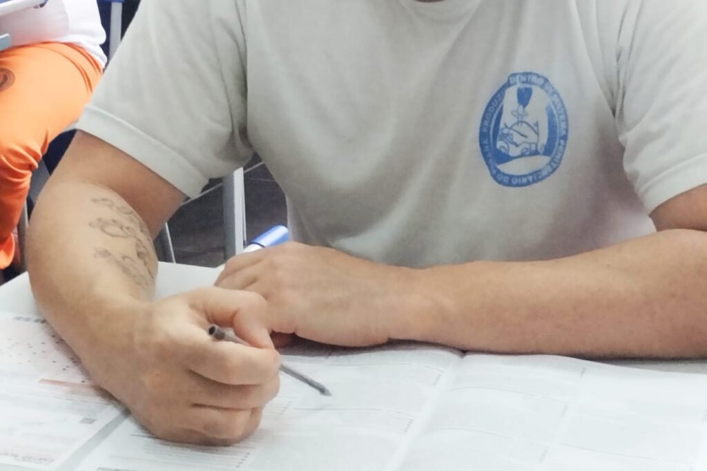 enem-ppl-2025-mobiliza-mais-de-7,6-mil-pessoas-privadas-de-liberdade-no-parana