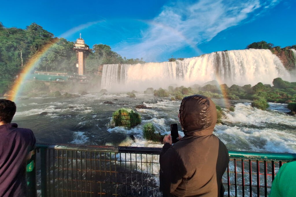 em-2025,-foz-do-iguacu-recebeu-mais-de-5,8-milhoes-de-visitas-em-seus-atrativos-turisticos