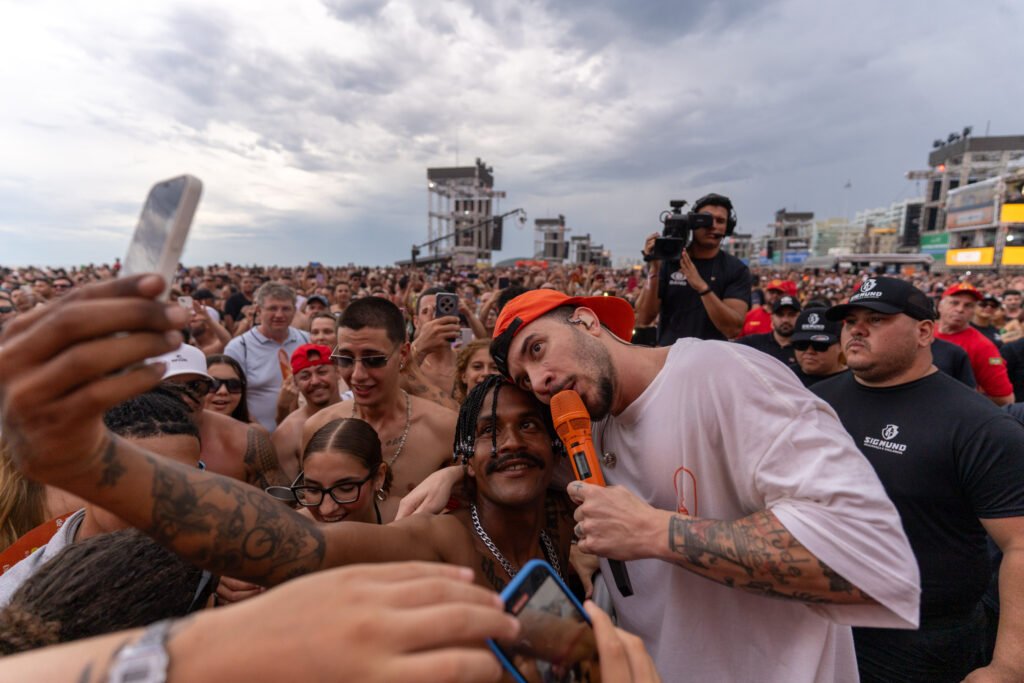 jeito-moleque-toca-cristiano-araujo-e-charlie-brown-jr-no-verao-maior-parana