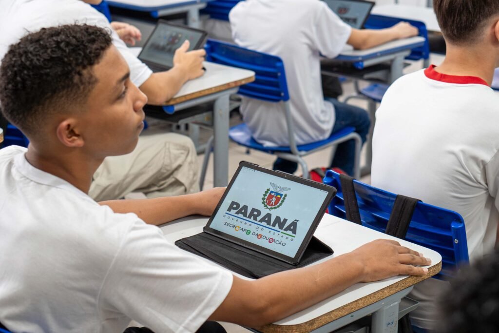 aprova-parana-e-universidades-estaduais-fortalecem-acesso-e-permanencia-no-ensino-superior