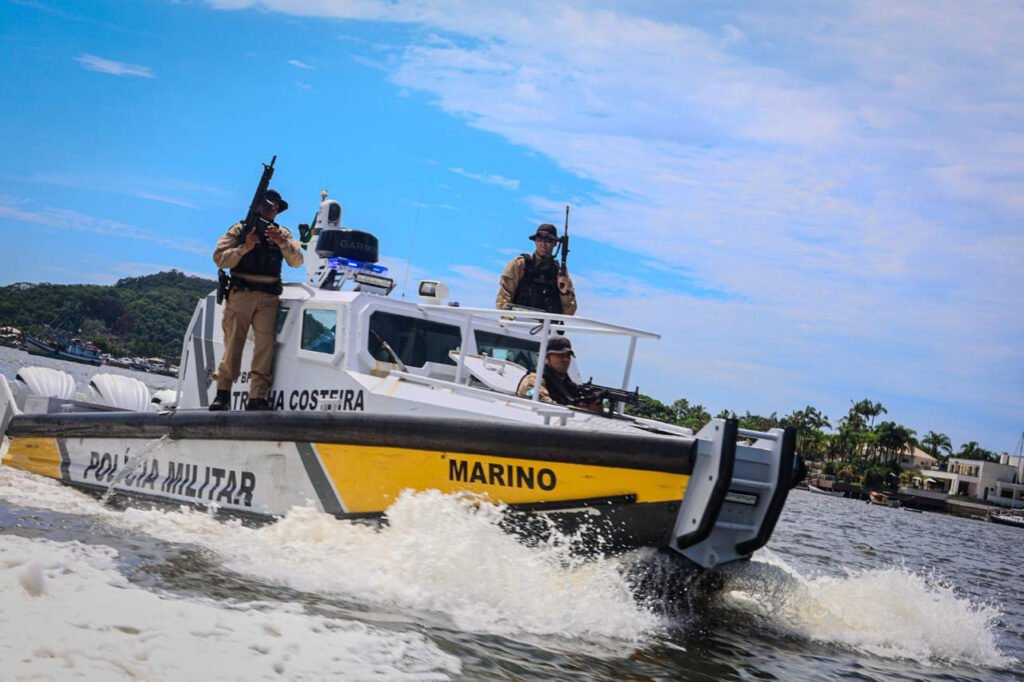 patrulha-costeira-da-pmpr-reforca-seguranca-durante-o-verao-maior-parana