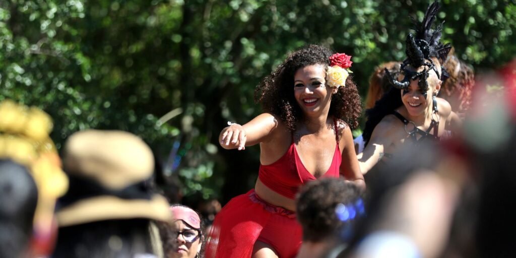 pm-de-sp-tera-esquema-de-atendimento-especial-a-mulheres-no-carnaval