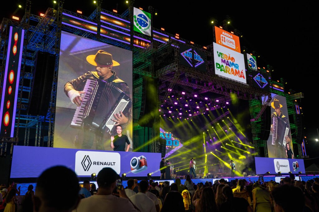 verao-maior:-murilo-huff-e-leo-&-raphael-abrem-fim-de-semana-do-sertanejo-em-pontal