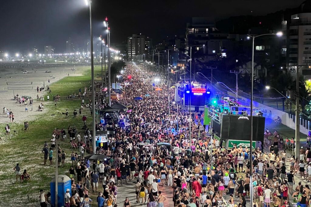 carnaval-em-seguranca-exige-cuidados-com-a-rede-eletrica,-alerta-copel