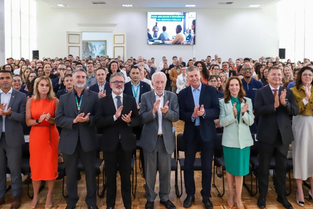 estado-vai-capacitar-dois-mil-servidores-para-atuarem-em-contratacoes-publicas