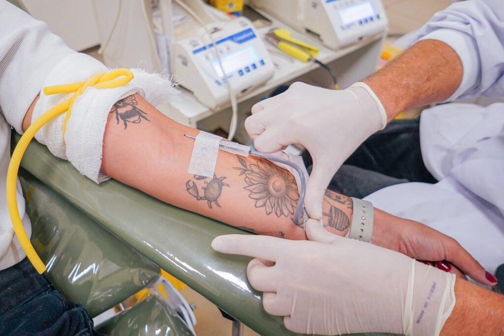 com-queda-nos-estoques,-hemepar-convoca-doadores-de-sangue-tipos-o+-e-o-