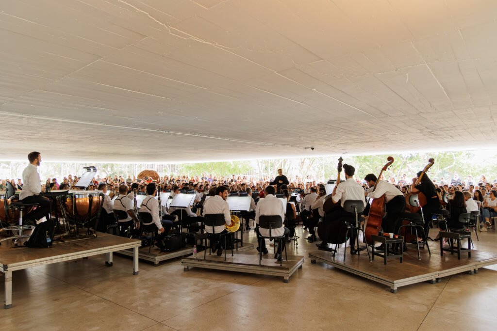 orquestra-sinfonica-do-parana-recebe-mil-pessoas-no-primeiro-concerto-do-ano-no-mon