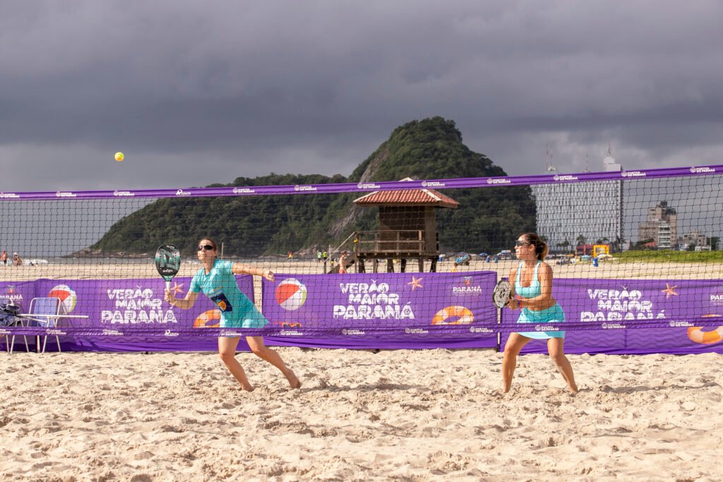 portuarios-e-atletas-movimentam-caioba-no-terceiro-dia-do-fpt-beach-series-1500