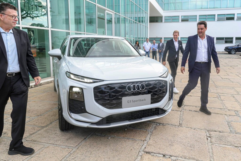 audi-do-brasil-apresenta-novo-veiculo-produzido-em-sao-jose-dos-pinhais