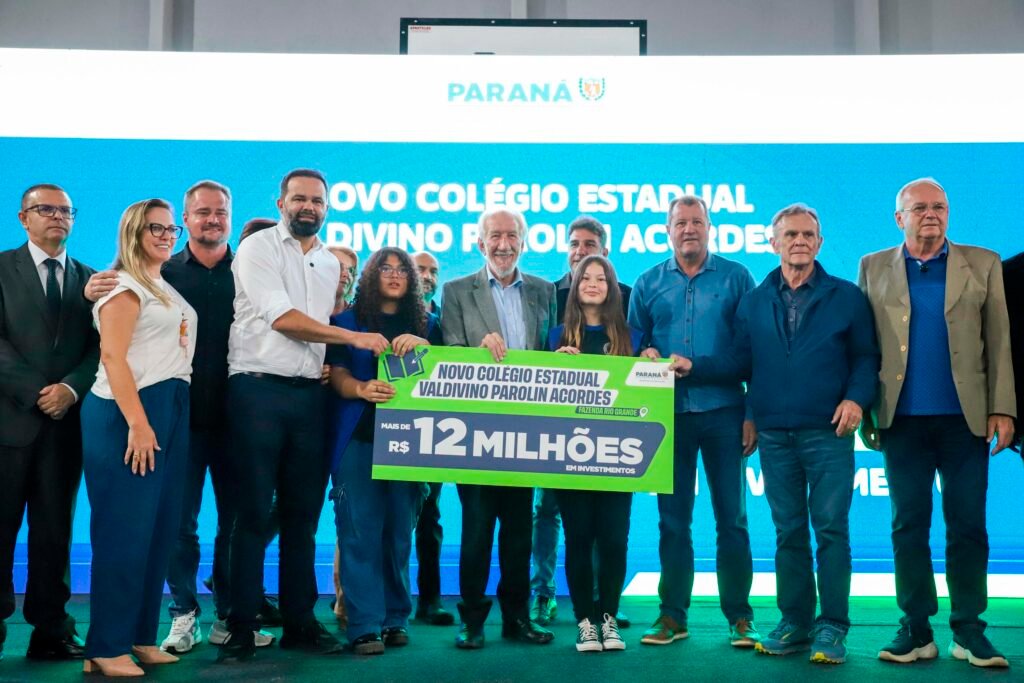 estado-investe-r$-12,8-milhoes-e-inaugura-nova-escola-em-fazenda-rio-grande