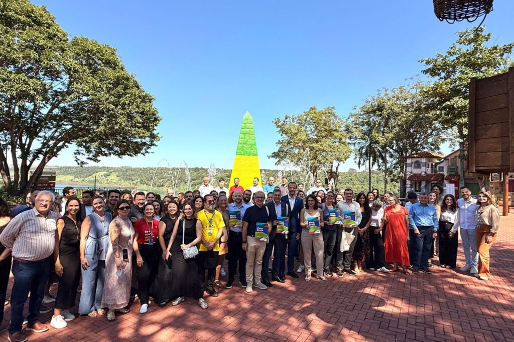 turistas-da-america-do-sul-injetaram-us$-320-milhoes-no-parana-em-2025