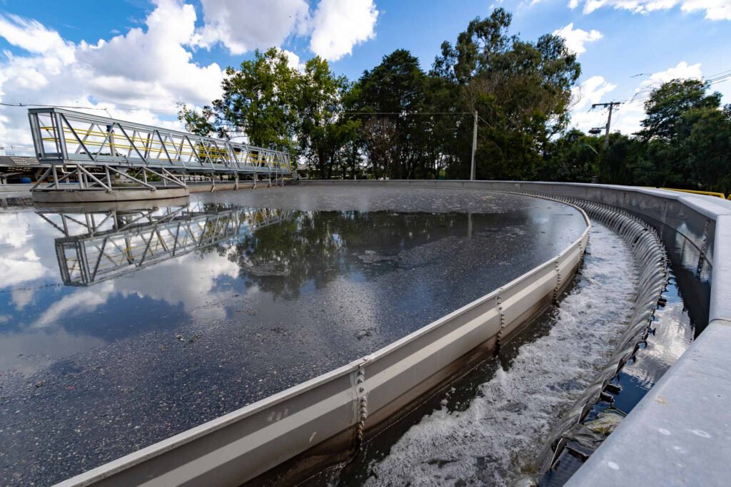 com-aportes-da-sanepar,-curitiba-e-a-unica-capital-com-100%-de-esgoto-tratado-no-brasil