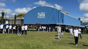 COLEGIO-SESI-PARANA-25ANOS
