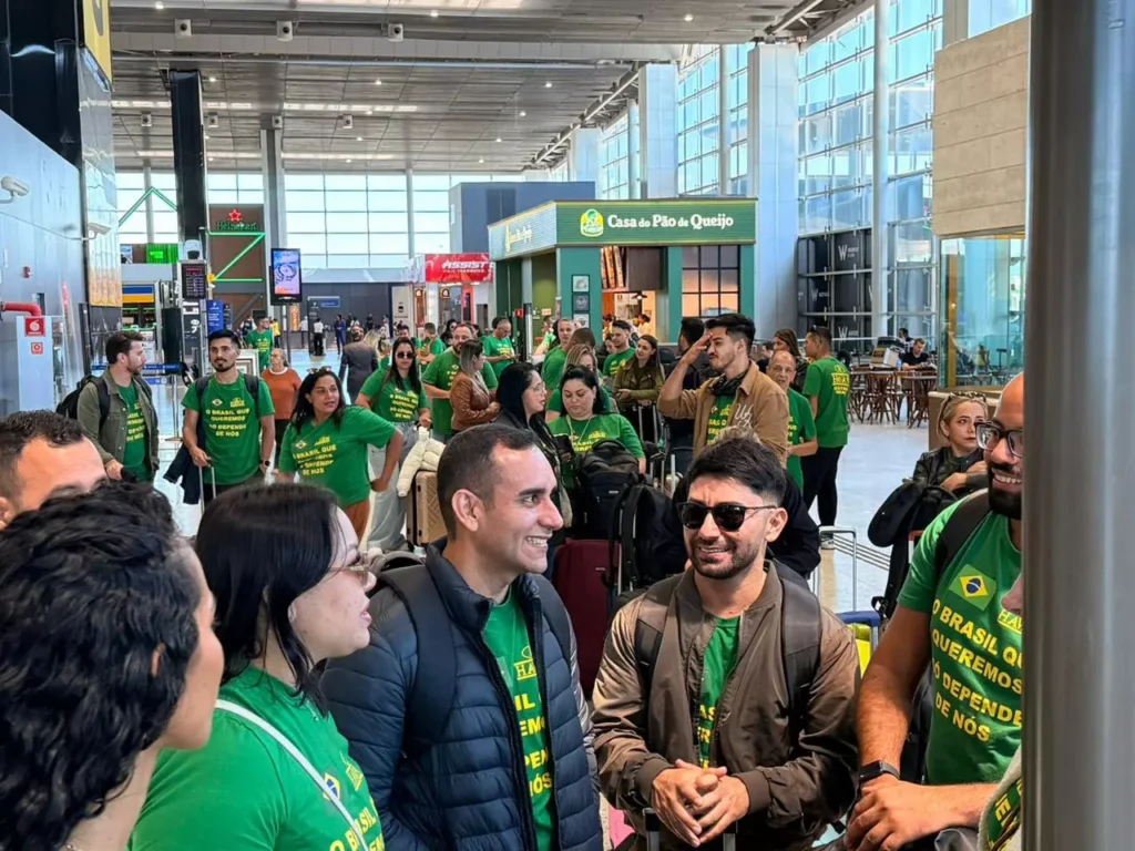 Havan-leva-funcionarioas-paraparis