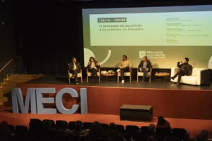 Modalidades de credenciais são voltadas à programação do Olhar de Cinema e do MECI - Mercado do Cinema Independente - Cred Lina Sumizono