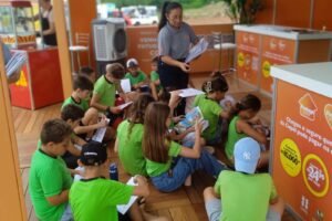 copel-orienta-8-mil-estudantes-sobre-o-uso-consciente-de-energia-em-feiras-agropecuarias