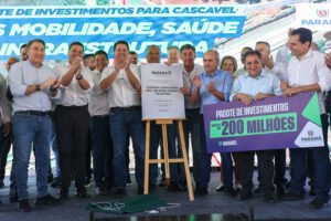 com-r$-21-milhoes-do-estado,-rodoviaria-de-cascavel-e-reinaugurada-apos-maior-reforma-da-historia