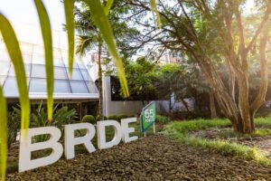 pedidos-de-financiamento-chegam-a-r$-3,5-bilhoes-no-brde-do-parana,-30%-acima-do-ano-passado