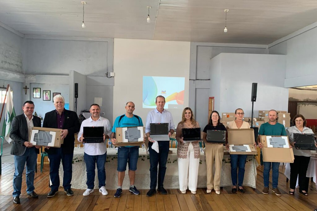 parana-reforca-formacao-de-professores-de-cantagalo-com-cursos-de-educacao-digital
