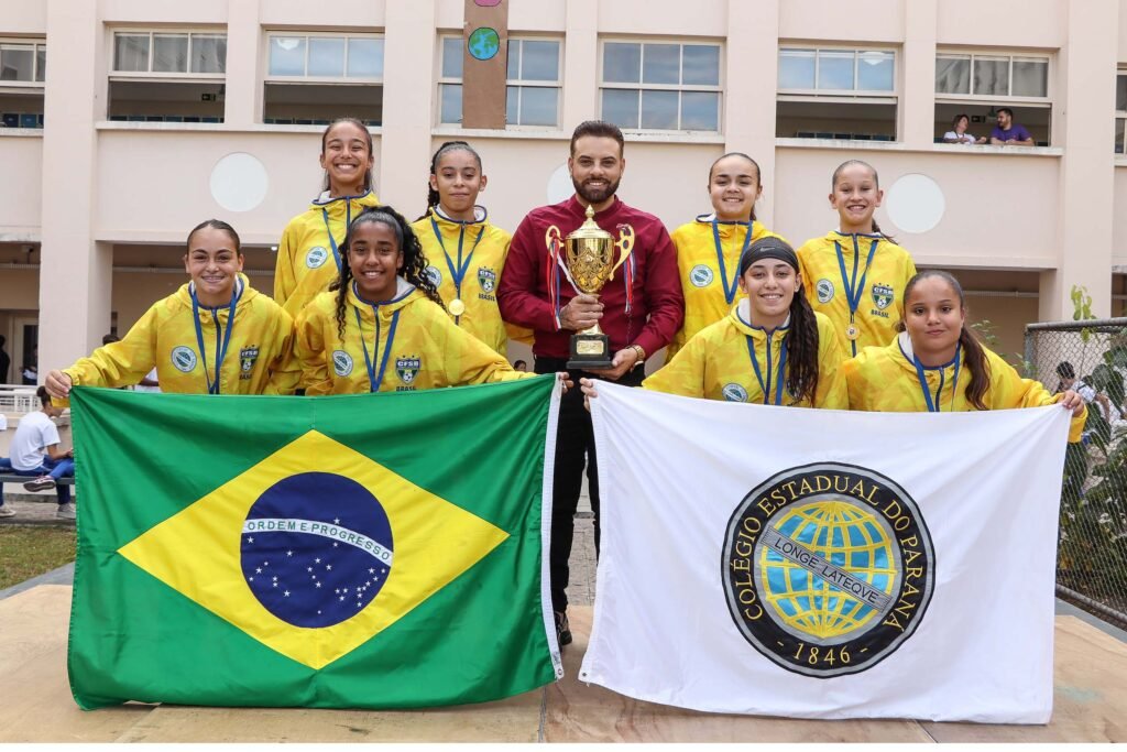 parana-amplia-o-esporte-escolar-e-leva-estudantes-a-podios-internacionais