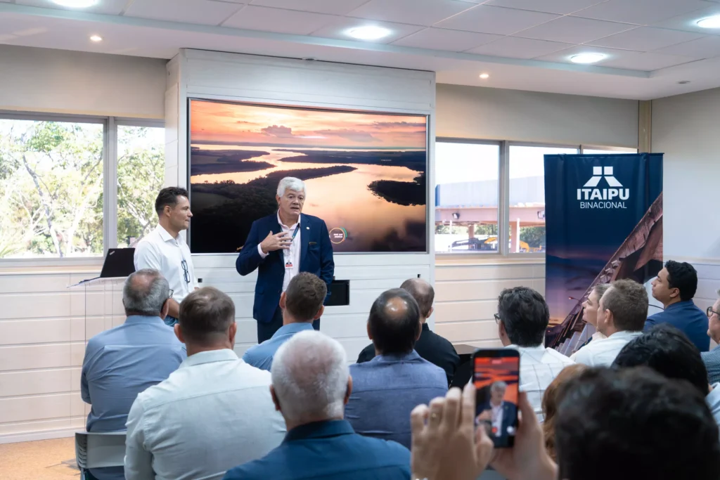 Itaipu, municípios lindeiros discutem plano para turismo náutico no Lago de Itaipu