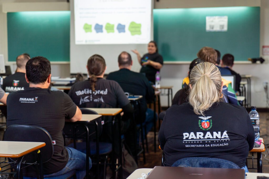 estado-forma-embaixadores-da-programacao-para-ensino-de-tecnologia-na-rede-estadual