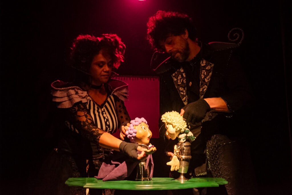 “historieta”:-espetaculo-premiado-sobre-afeto-retorna-ao-teatro-guaira-em-maio