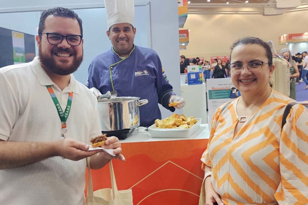 parana-mostra-diversidade-e-gastronomia-tipica-no-salao-nacional-do-turismo,-no-ceara