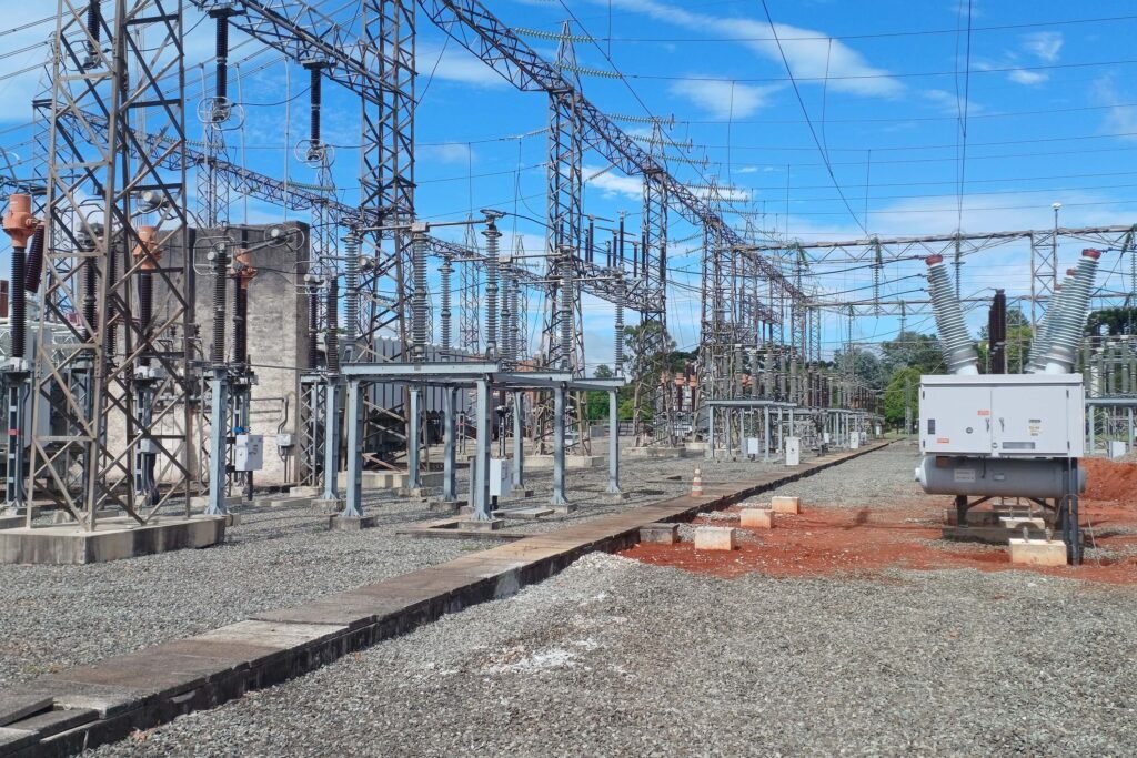 iat-regulamenta-licenciamento-para-transmissao-e-distribuicao-de-energia-eletrica-no-parana